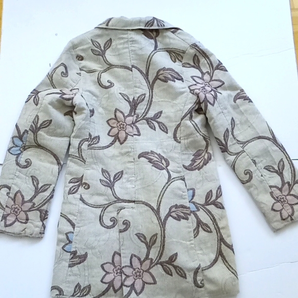 DKNY Kids Fall Jacket-Blazer - Picture 2 of 6